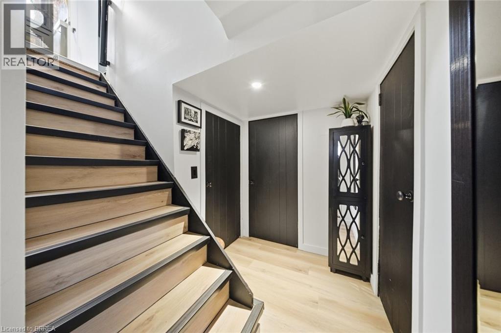 37 Elm Street, Brantford, Ontario  N3R 4T8 - Photo 32 - 40807169