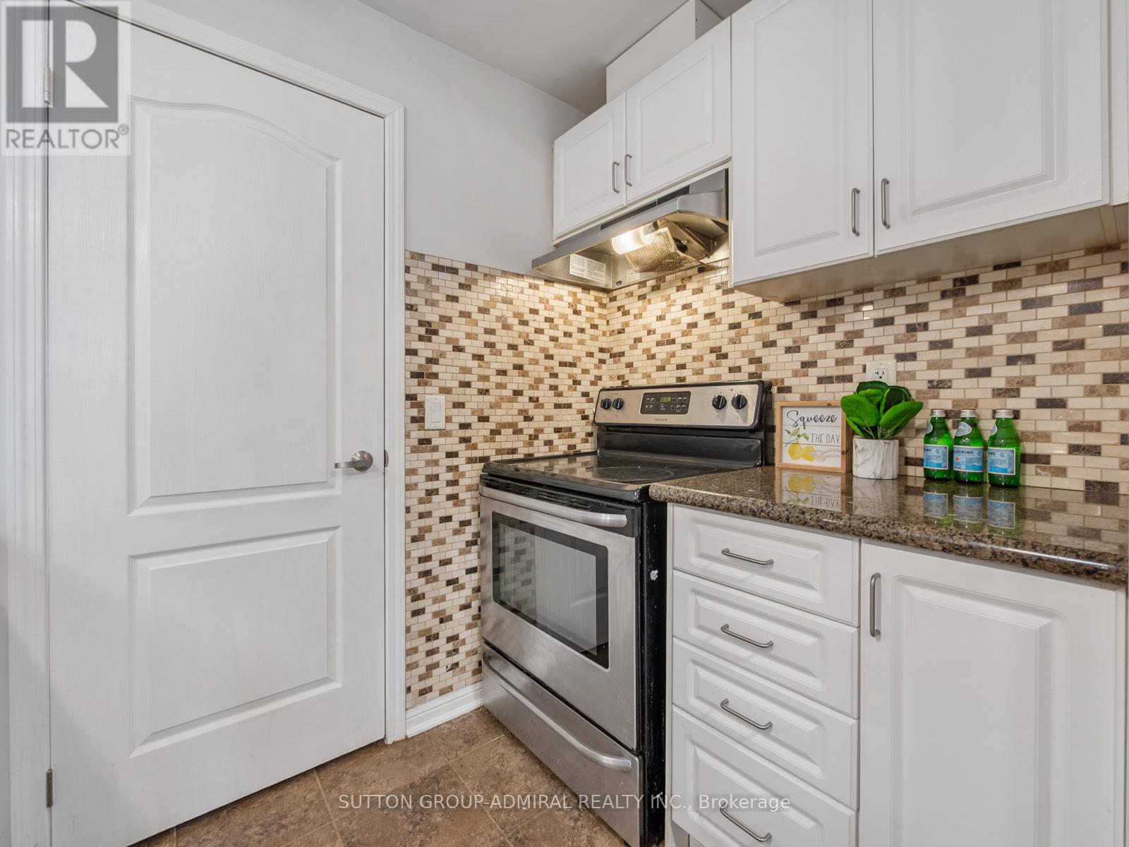 101 - 9589 Keele Street, Vaughan, Ontario L6A 5M1 - Photo 5 - N12814434