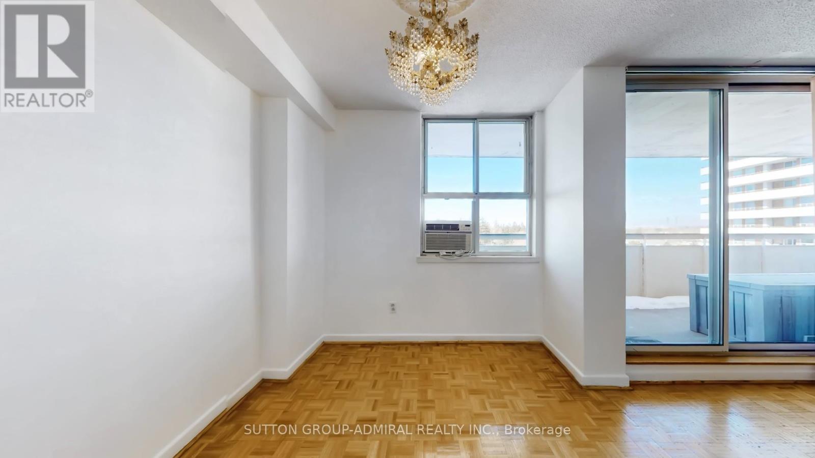 901 - 80 Inverlochy Boulevard, Markham, Ontario  L3T 4P3 - Photo 7 - N12814452