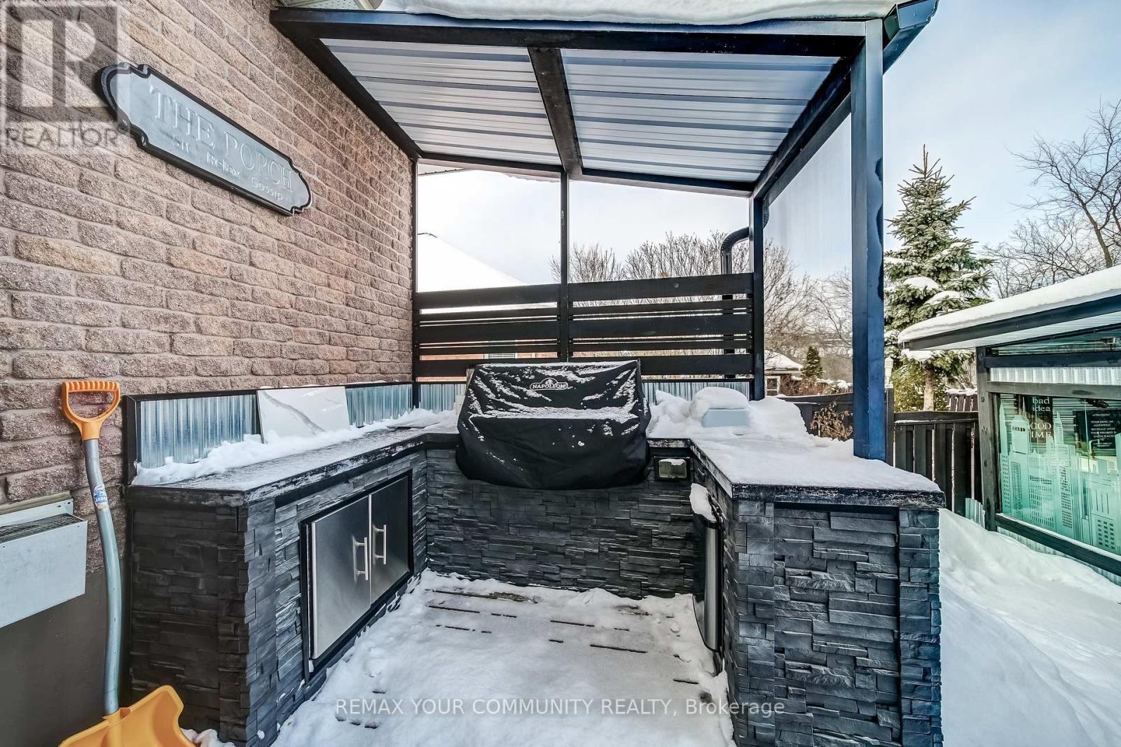 53 Highcastle Avenue, Georgina, Ontario  L4P 4B4 - Photo 40 - N12814490