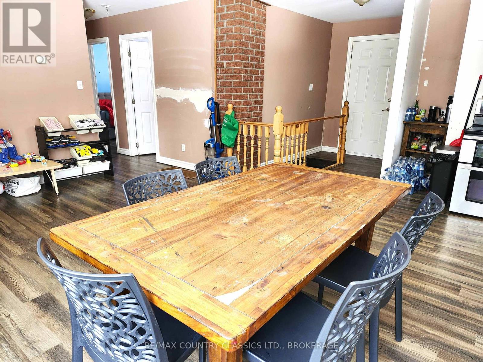 214 Addington Road 2, Addington Highlands, Ontario  K0H 2G0 - Photo 5 - X12812654