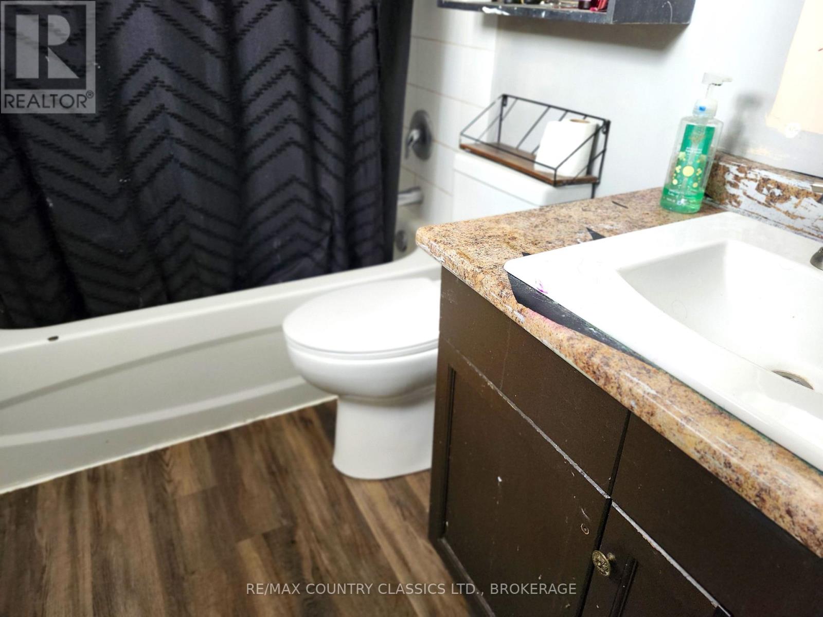 214 Addington Road 2, Addington Highlands, Ontario  K0H 2G0 - Photo 9 - X12812654