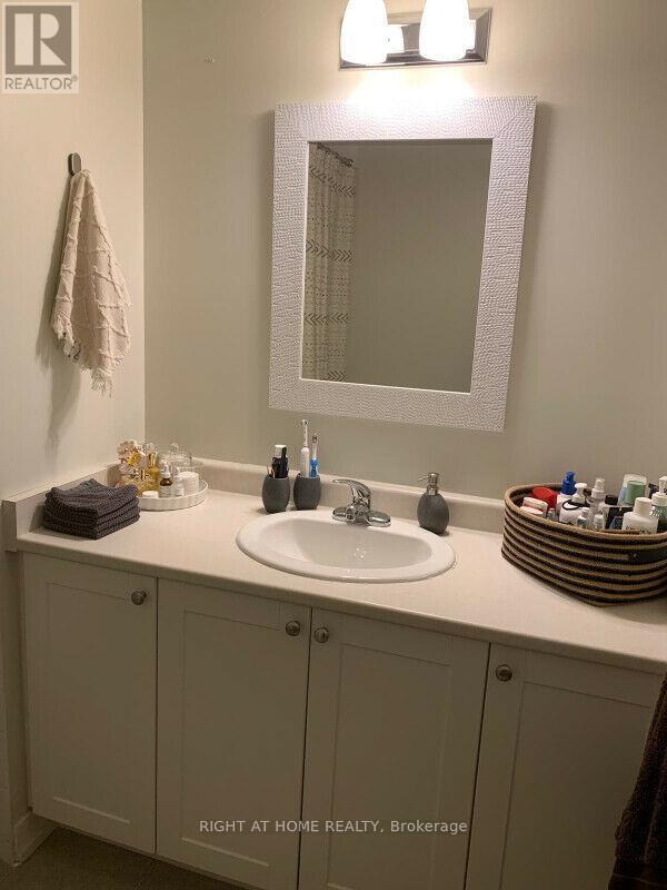 1306 - 816 Lansdowne Avenue Avenue, Toronto, Ontario  M6H 4K6 - Photo 10 - W12814410