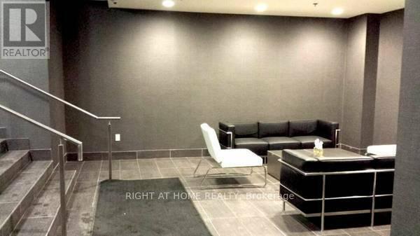 1306 - 816 Lansdowne Avenue Avenue, Toronto, Ontario  M6H 4K6 - Photo 3 - W12814410