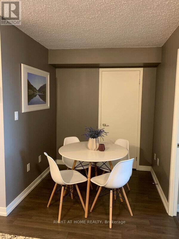 1306 - 816 Lansdowne Avenue Avenue, Toronto, Ontario  M6H 4K6 - Photo 5 - W12814410