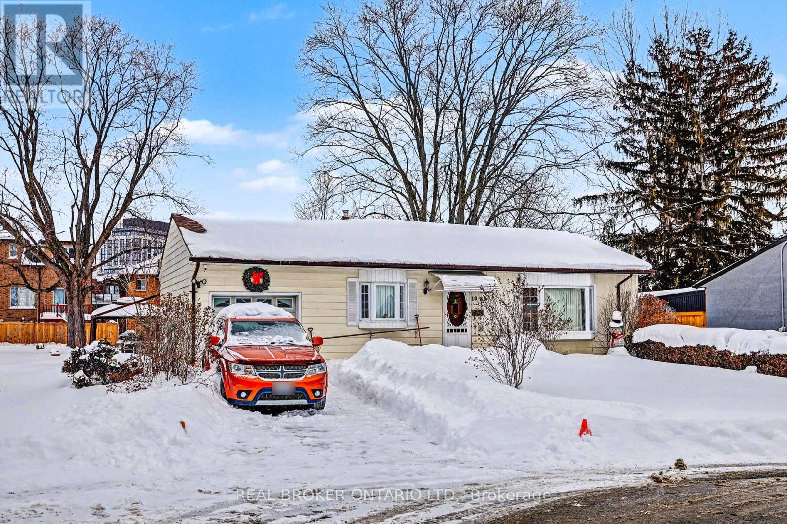 1069 Roosevelt Road, Mississauga, Ontario  L5G 3Y6 - Photo 19 - W12814462