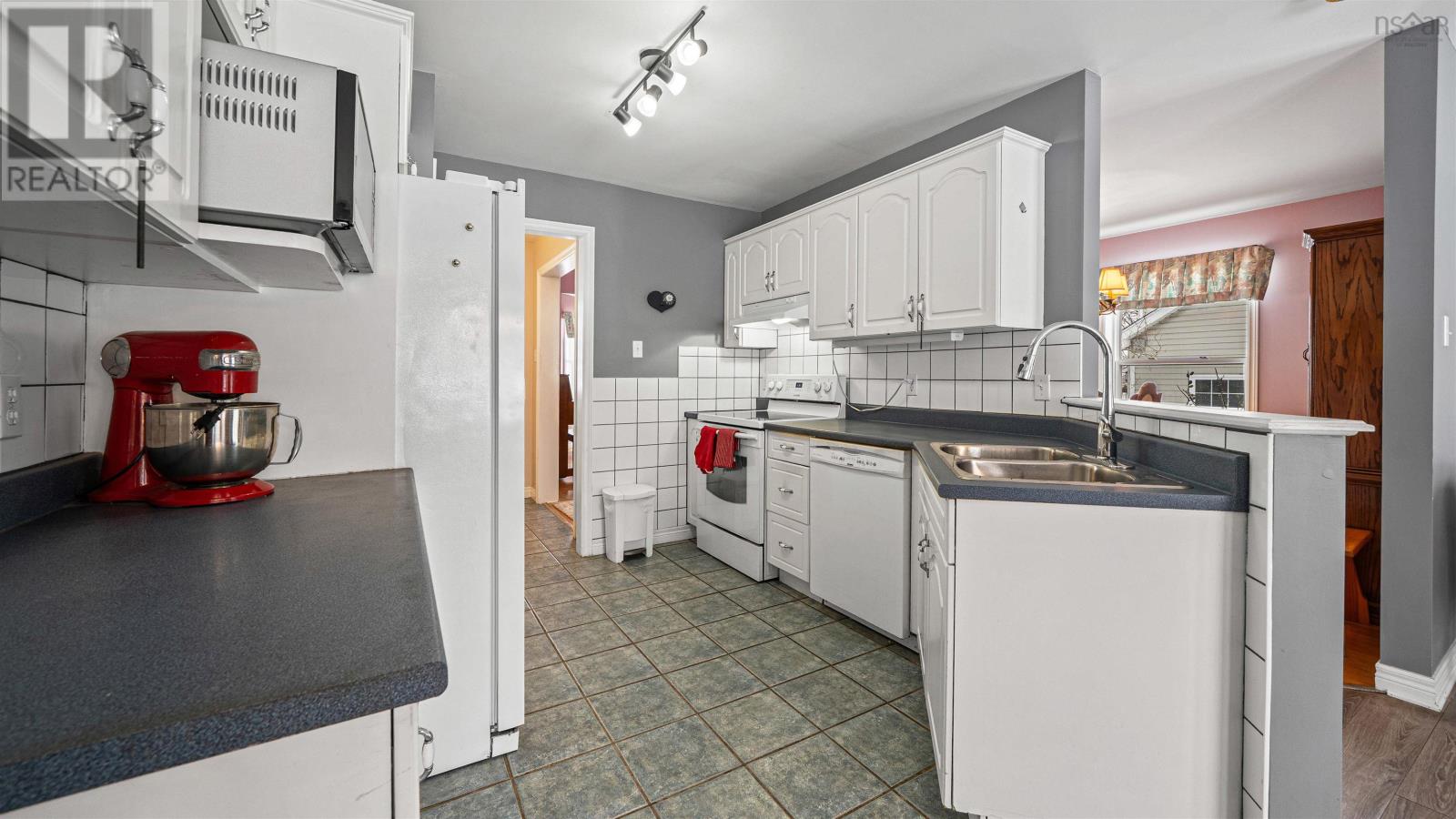 74 Terrace Heights Drive, New Glasgow, Nova Scotia  B2H 5V3 - Photo 15 - 202603277