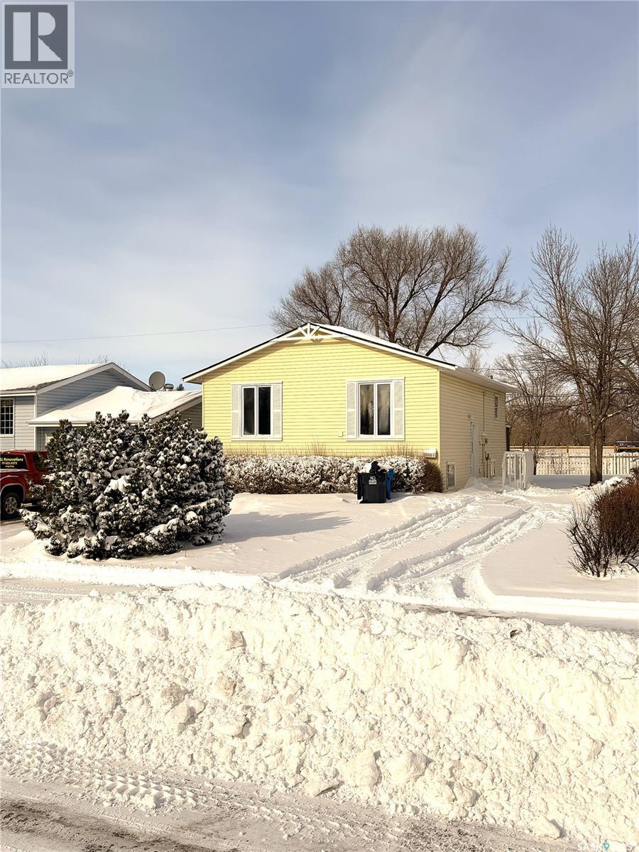 1005 Isabelle STREET, Estevan, Saskatchewan