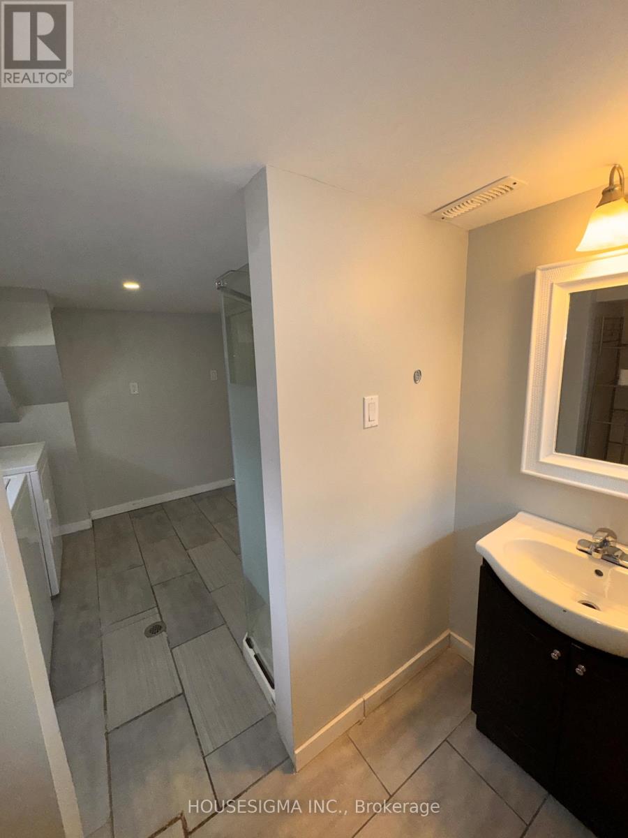 1227 Trafalgar Street, London East, Ontario  N5Z 1H6 - Photo 22 - X12810002