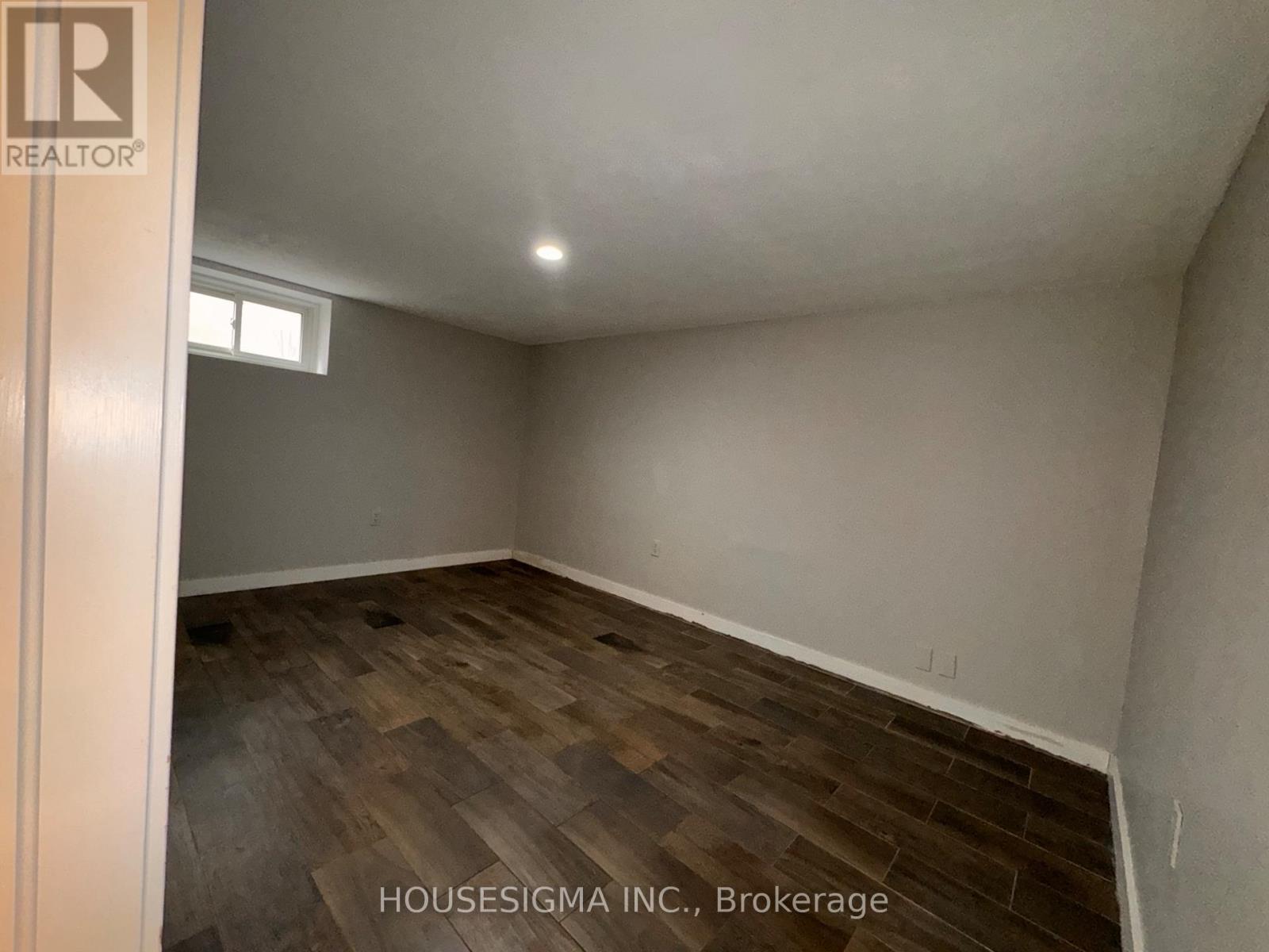 1227 Trafalgar Street, London East, Ontario  N5Z 1H6 - Photo 17 - X12810002