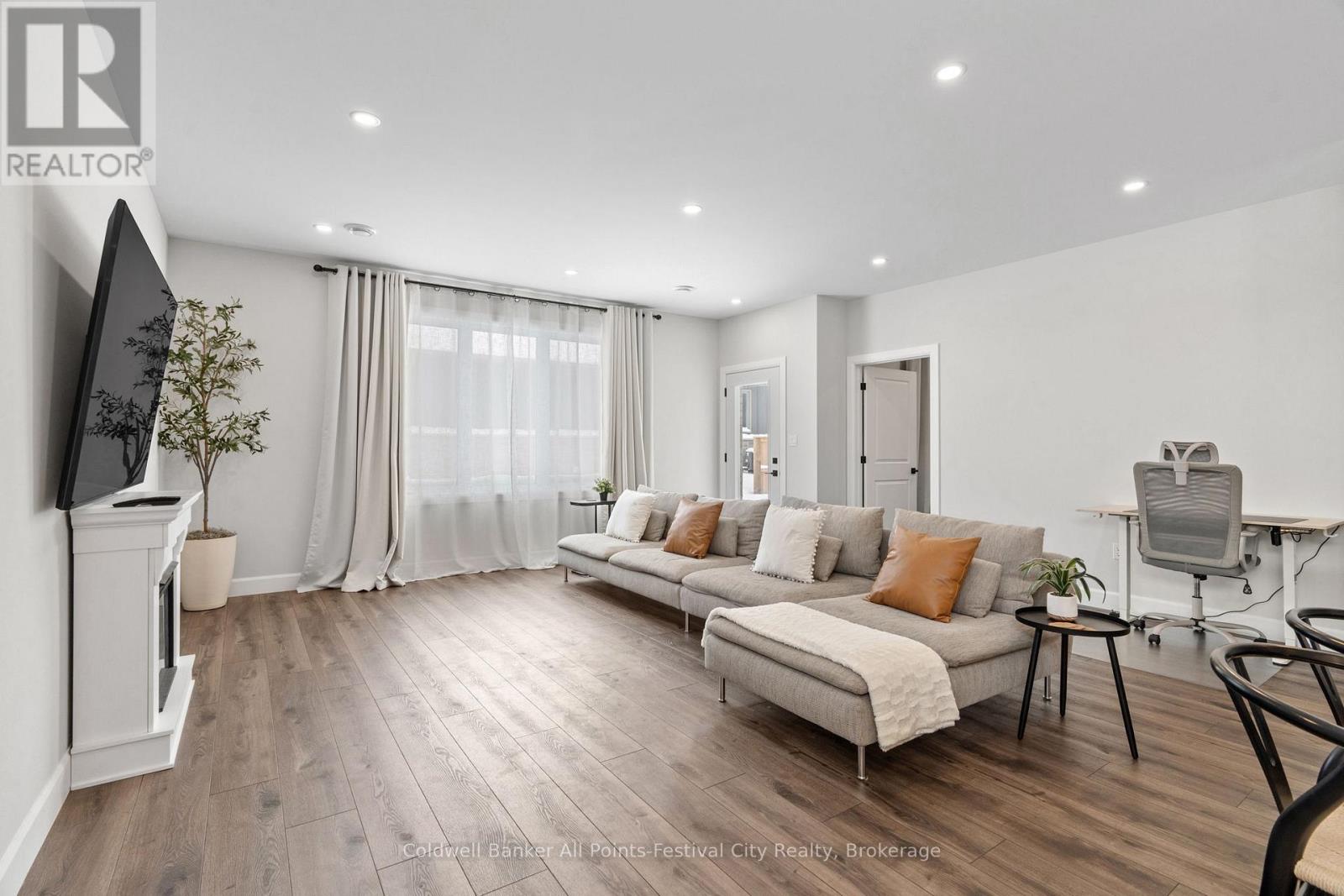 451 Woodridge Drive, Goderich, Ontario  N7A 0C7 - Photo 21 - X12814668