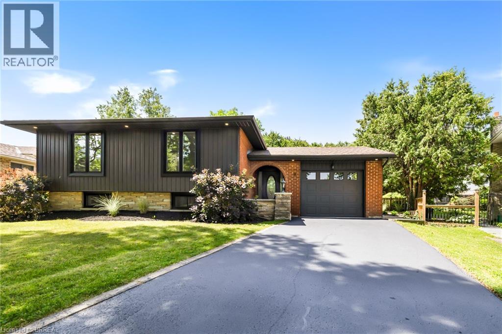 9 VENTNOR Court, Brantford, Ontario