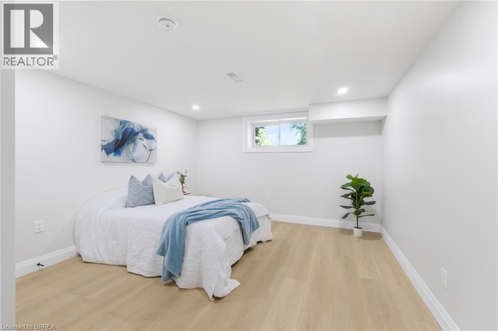 9 Ventnor Court, Brantford, Ontario  N3R 6L8 - Photo 17 - 40804783