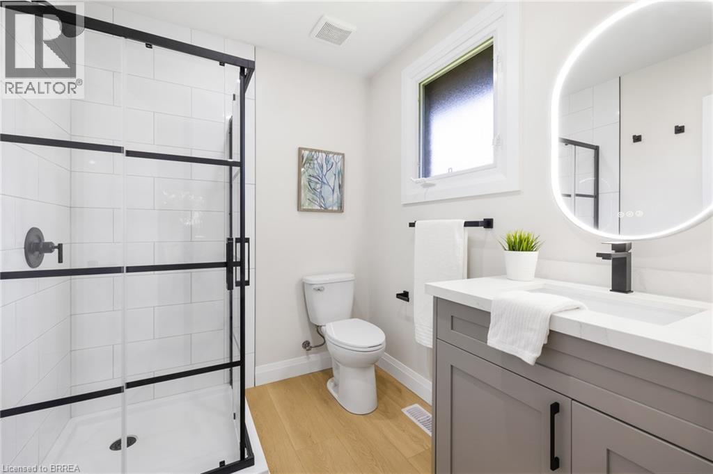 9 Ventnor Court, Brantford, Ontario  N3R 6L8 - Photo 11 - 40804783