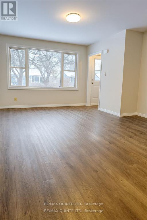 25 Union Street, Belleville, Ontario  K8P 2B5 - Photo 5 - X12814626