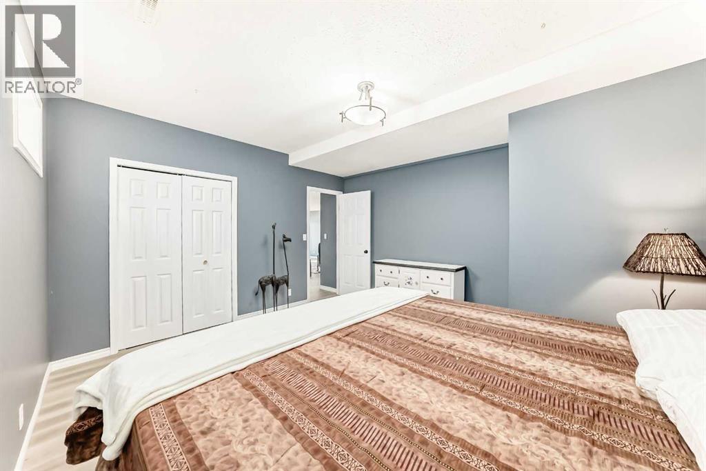 127 Duston Street, Red Deer, Alberta T4R 2V8 - Photo 22 - A2286595