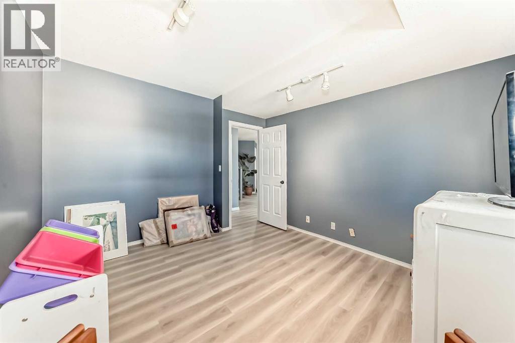 127 Duston Street, Red Deer, Alberta T4R 2V8 - Photo 27 - A2286595