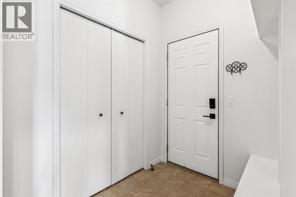 2715 Evercreek Bluffs Way Sw, Calgary, Alberta  T2Y 4V7 - Photo 20 - A2287400