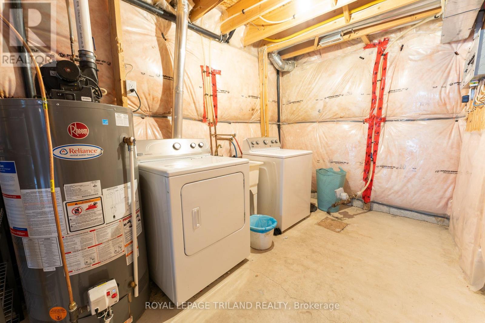 1090 Oakcrossing Road, London North, Ontario  N6H 0E9 - Photo 28 - X12814658