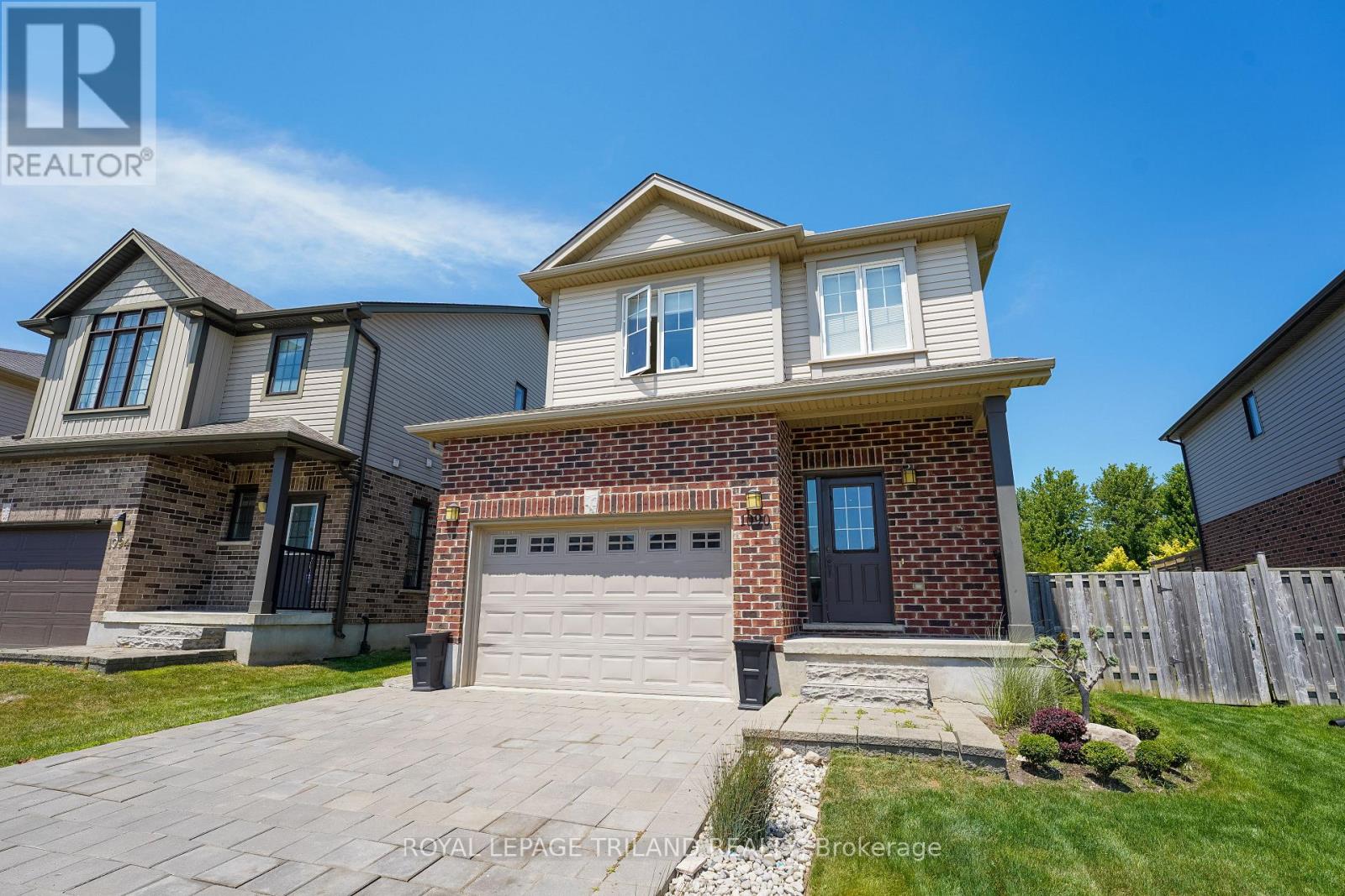 1090 Oakcrossing Road, London North, Ontario  N6H 0E9 - Photo 3 - X12814658