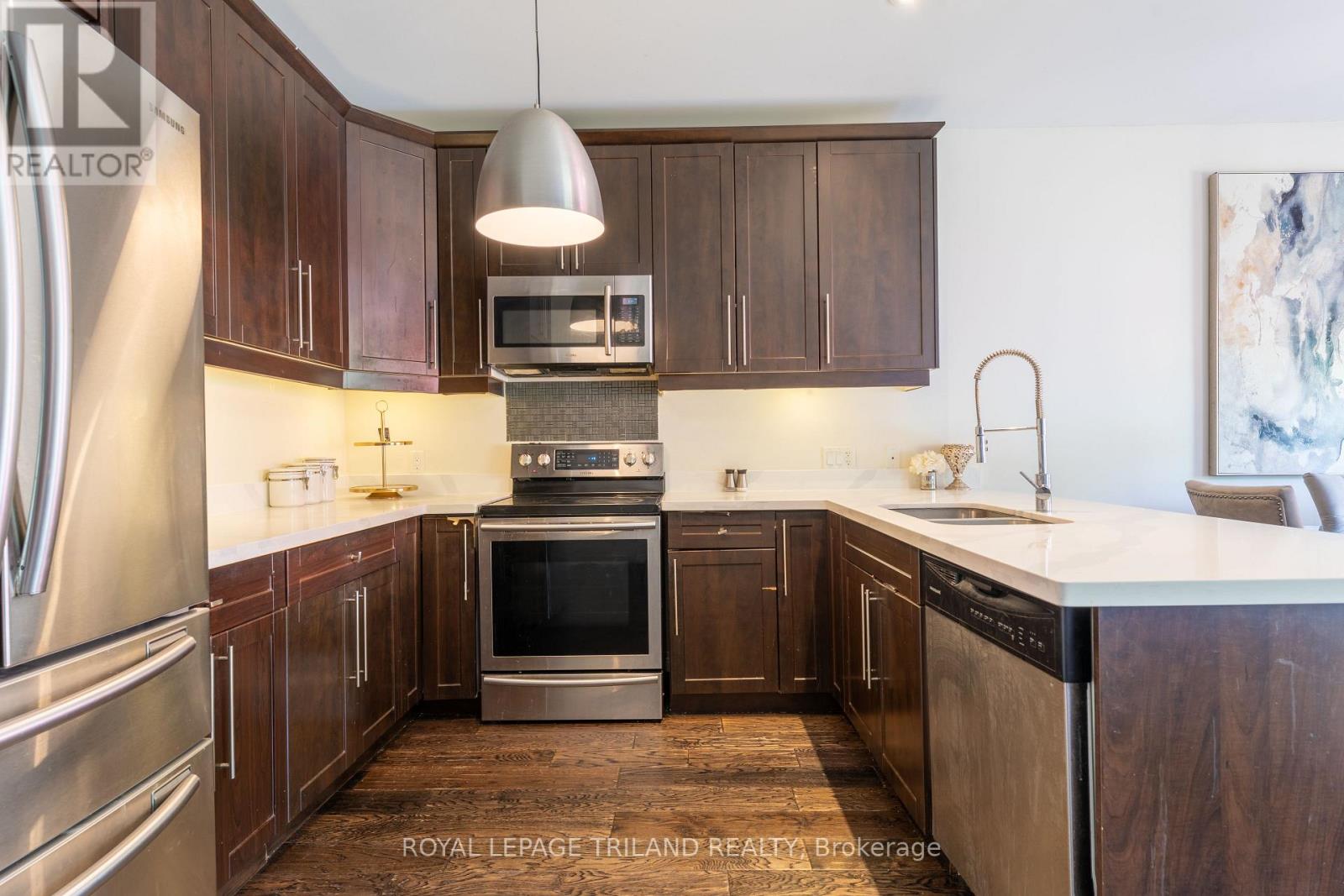 1090 Oakcrossing Road, London North, Ontario  N6H 0E9 - Photo 31 - X12814658