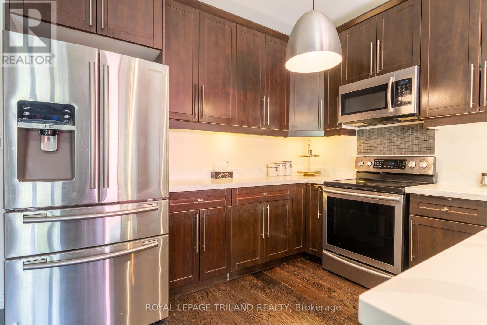 1090 Oakcrossing Road, London North, Ontario  N6H 0E9 - Photo 32 - X12814658