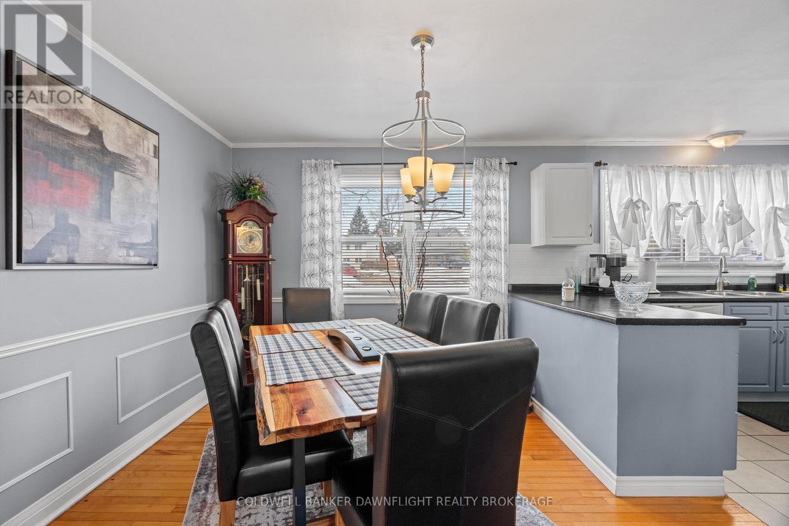 115 Columbia Drive, South Huron, Ontario  N0M 1Y0 - Photo 10 - X12814750