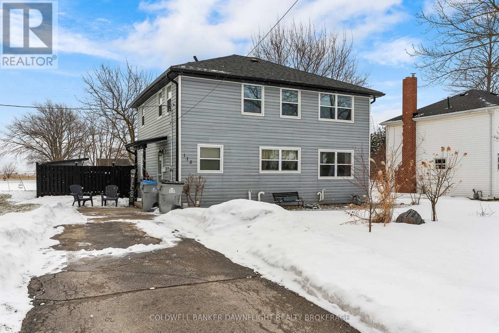 115 Columbia Drive, South Huron, Ontario  N0M 1Y0 - Photo 2 - X12814750