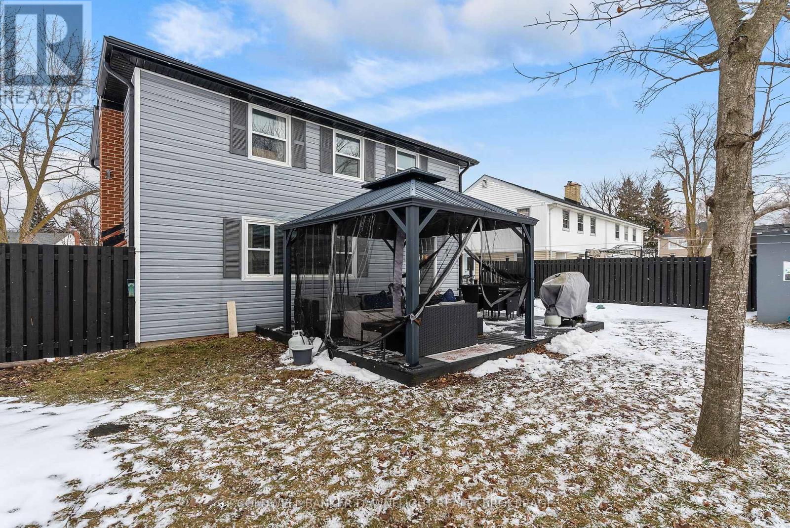 115 Columbia Drive, South Huron, Ontario  N0M 1Y0 - Photo 41 - X12814750