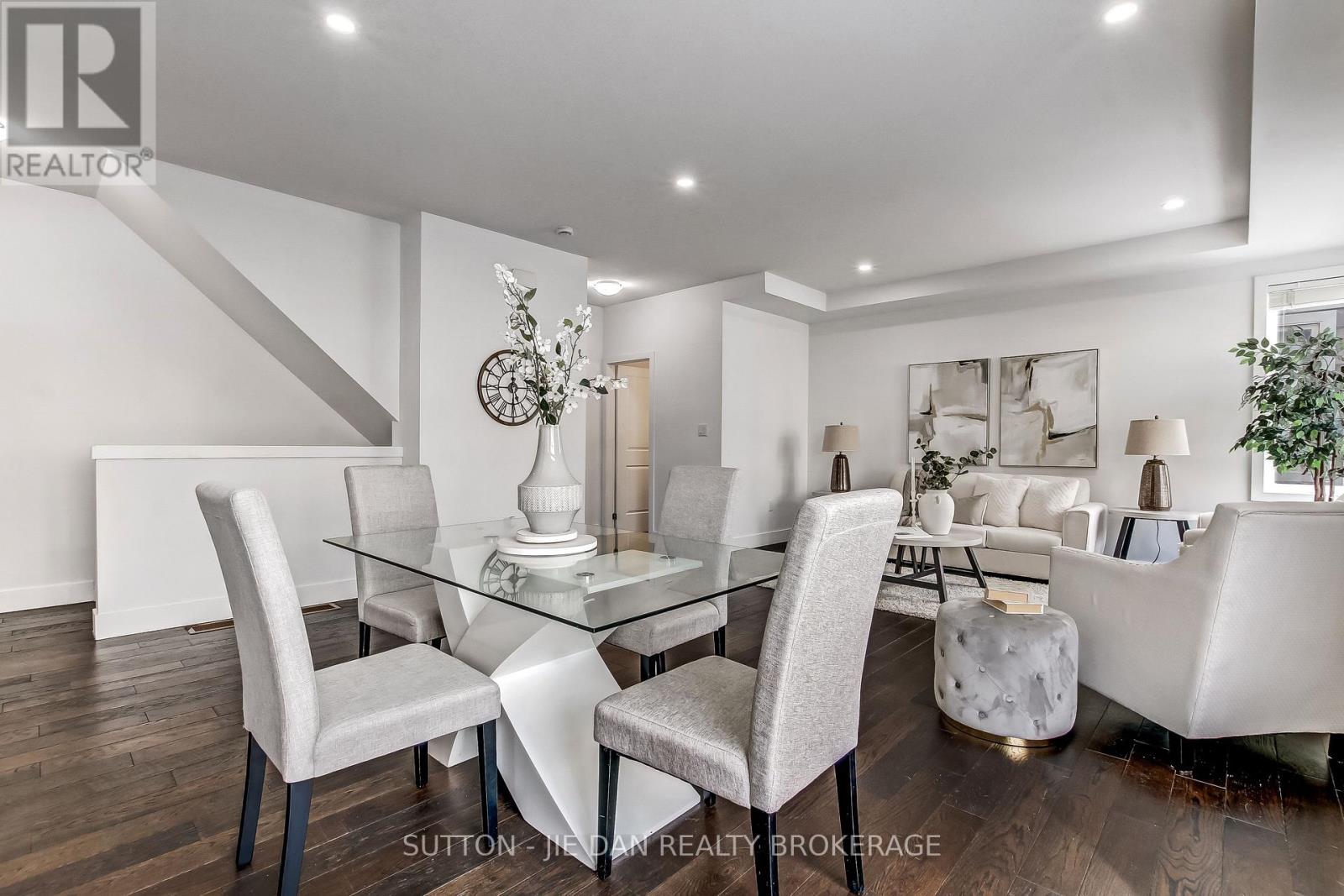 78 - 1960 Dalmagarry Road, London North, Ontario  N6G 0T8 - Photo 4 - X12814798