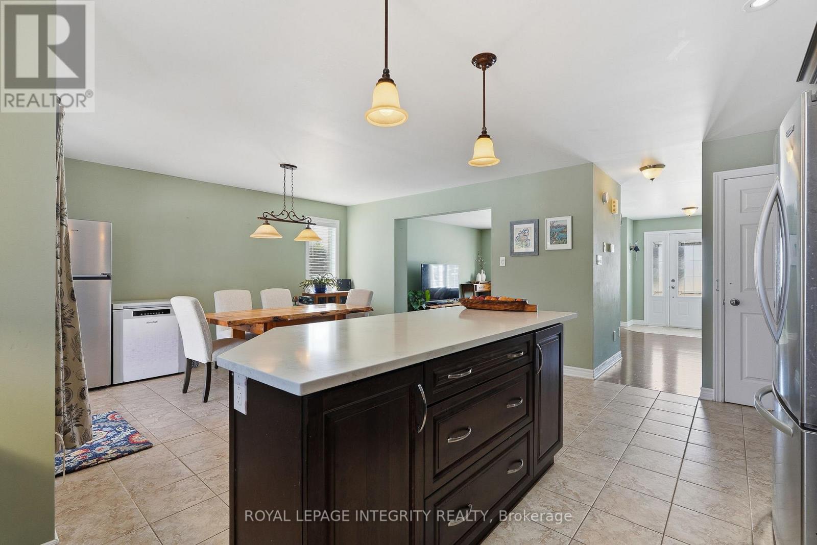 53 Beaver Lane, The Nation, Ontario  K0A 2M0 - Photo 11 - X12814502