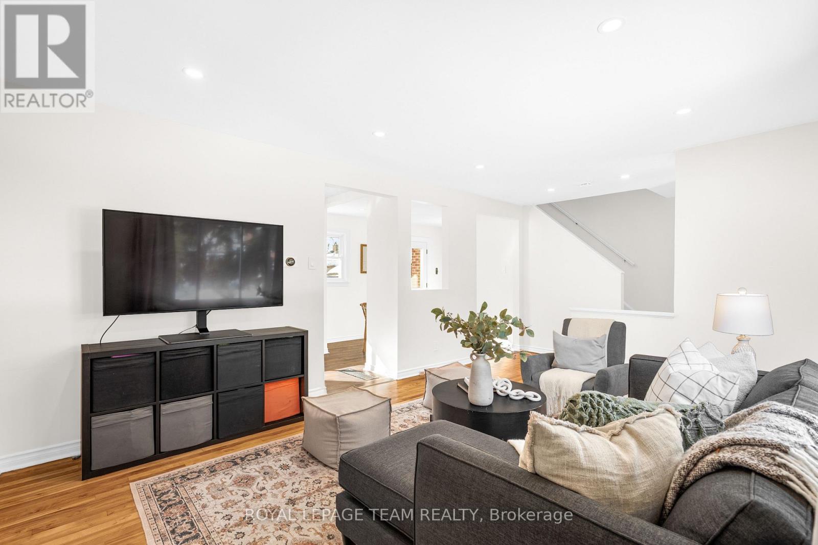 852 Borthwick Avenue, Ottawa, Ontario  K1K 2M8 - Photo 11 - X12814536