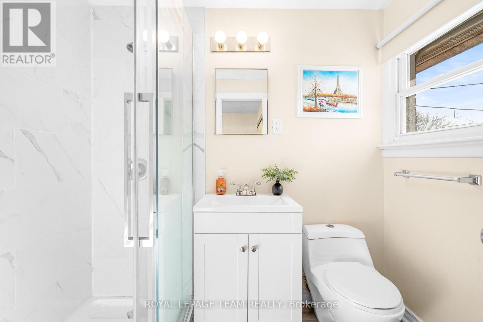 852 Borthwick Avenue, Ottawa, Ontario  K1K 2M8 - Photo 35 - X12814536