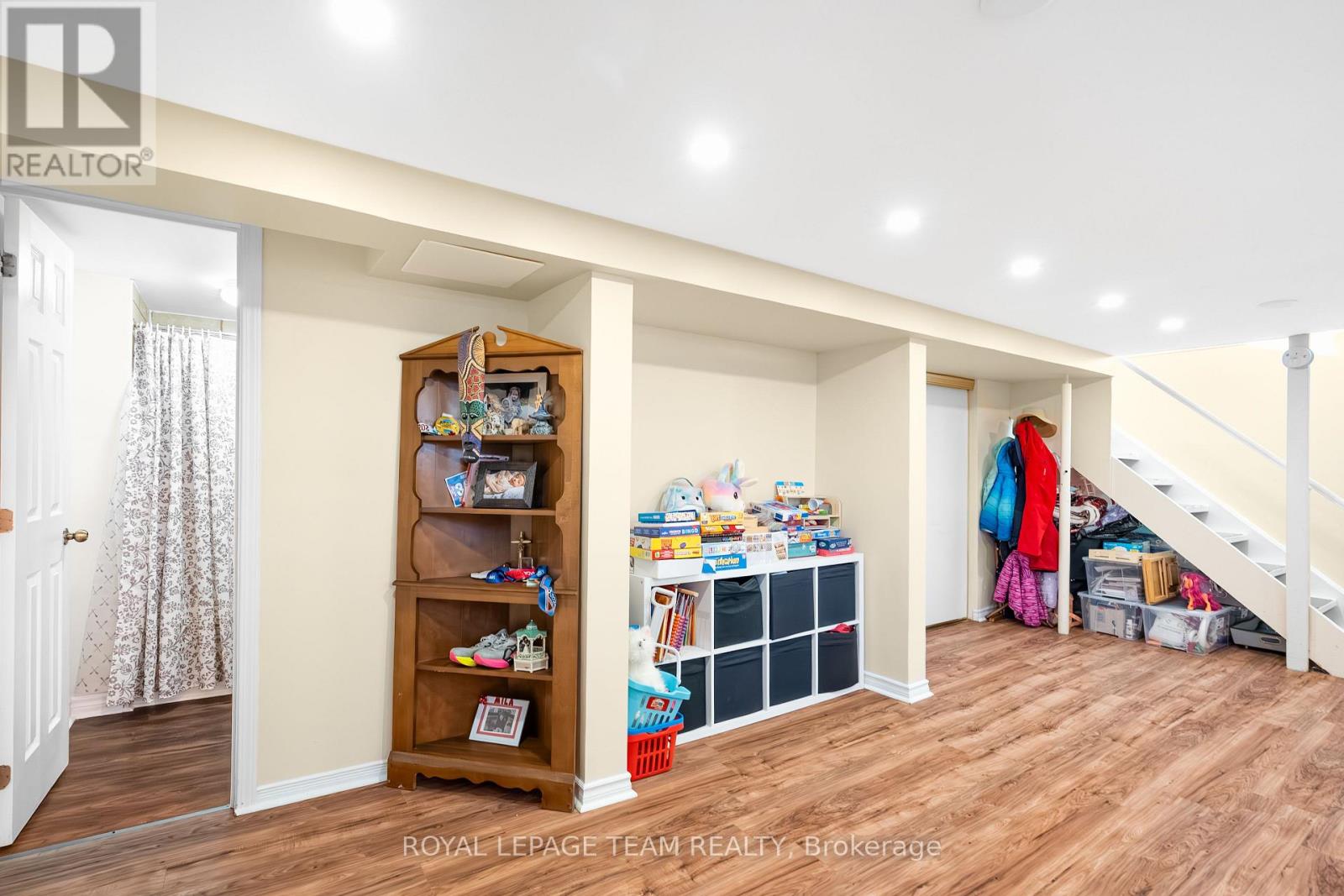 852 Borthwick Avenue, Ottawa, Ontario  K1K 2M8 - Photo 42 - X12814536