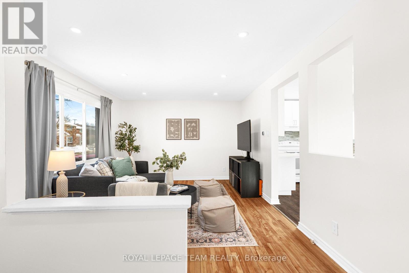 852 Borthwick Avenue, Ottawa, Ontario  K1K 2M8 - Photo 7 - X12814536