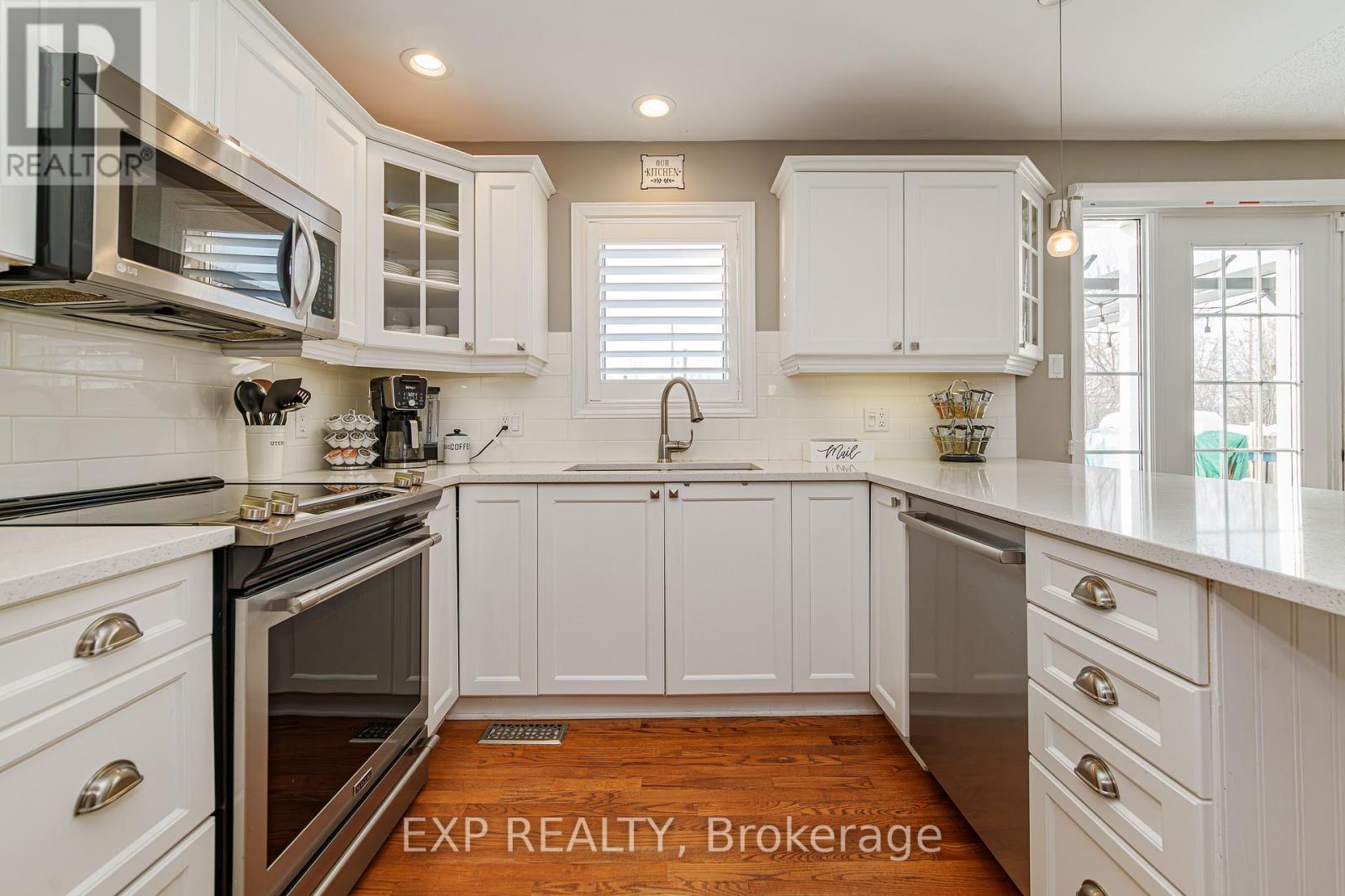 4466 Shoreline Drive, Ottawa, Ontario  K1V 1R7 - Photo 10 - X12814574