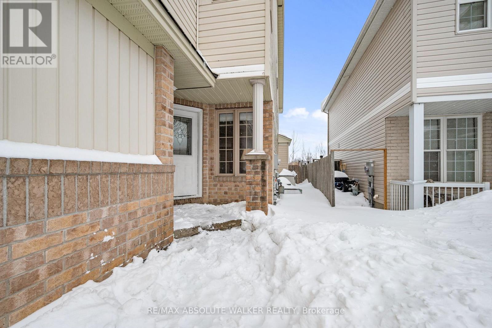 2351 Glandriel Crescent, Ottawa, Ontario  K4A 4S8 - Photo 3 - X12814708