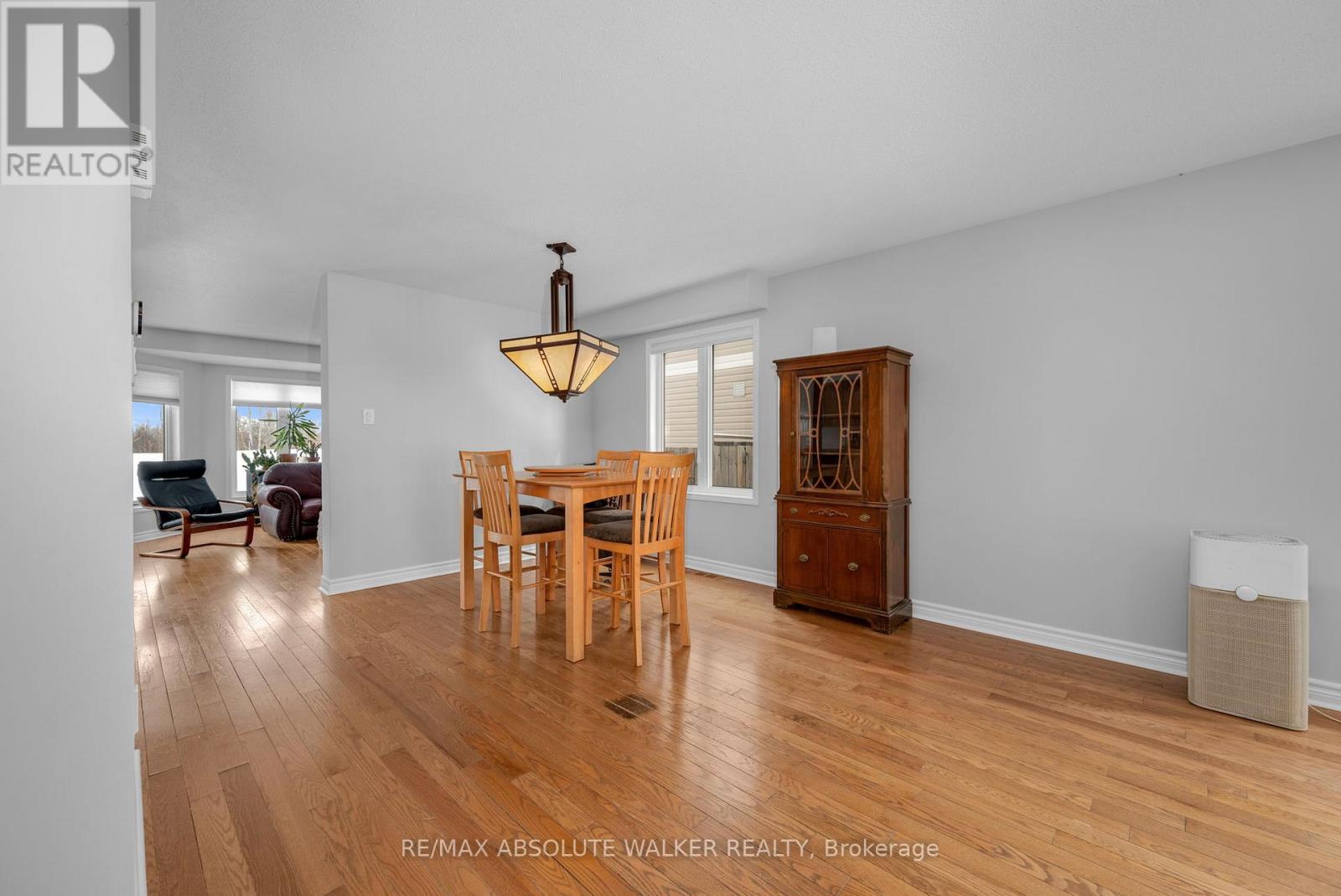 2351 Glandriel Crescent, Ottawa, Ontario  K4A 4S8 - Photo 5 - X12814708