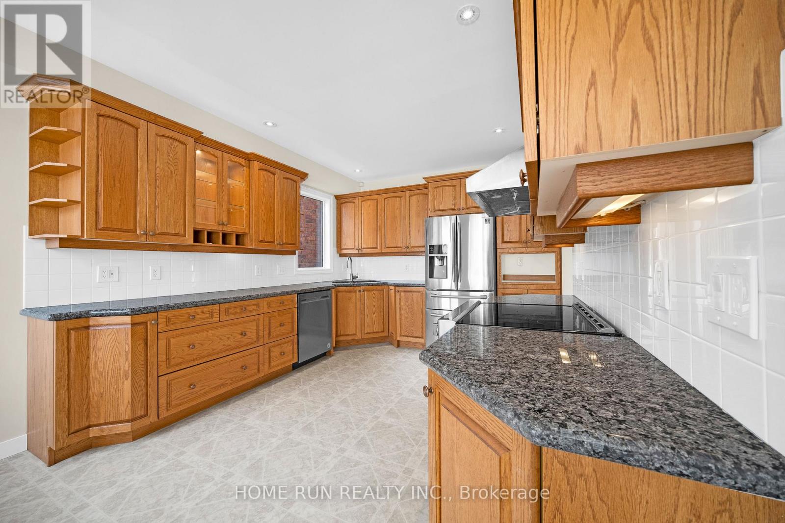 224 Walden Drive, Ottawa, Ontario  K2K 2M3 - Photo 18 - X12814710