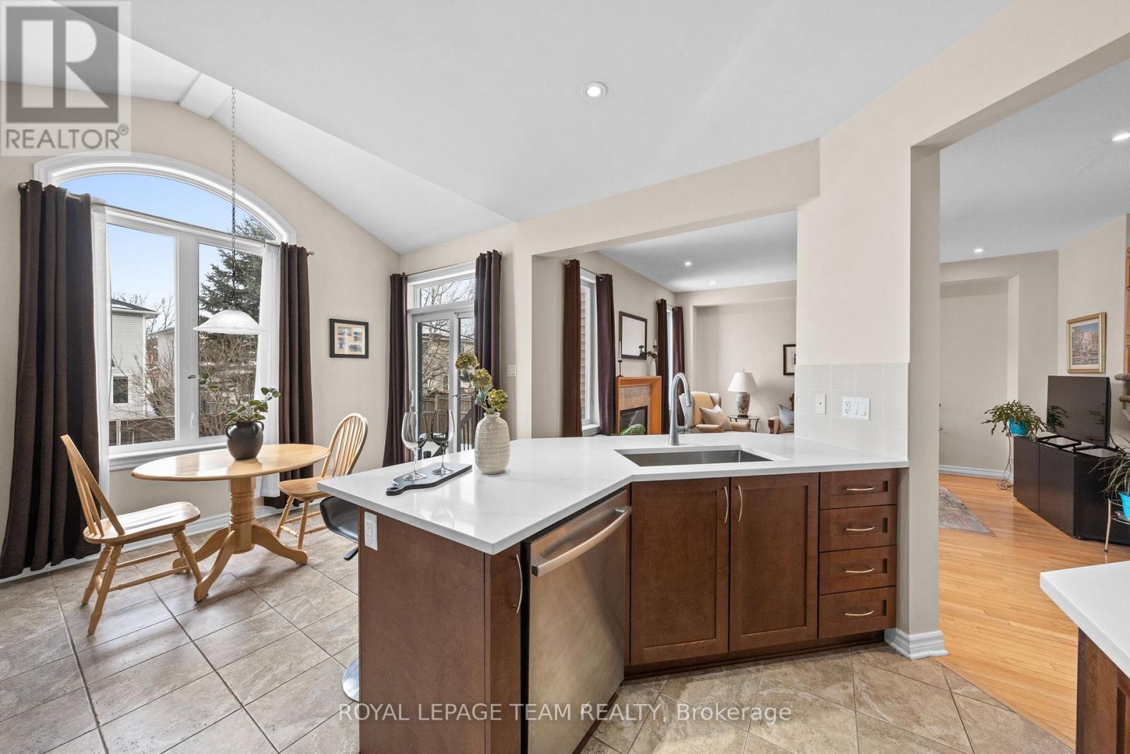 257 Denali Way, Ottawa, Ontario  K2S 0R2 - Photo 21 - X12814758