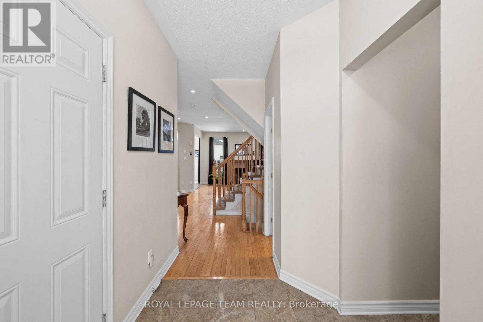 257 Denali Way, Ottawa, Ontario  K2S 0R2 - Photo 6 - X12814758