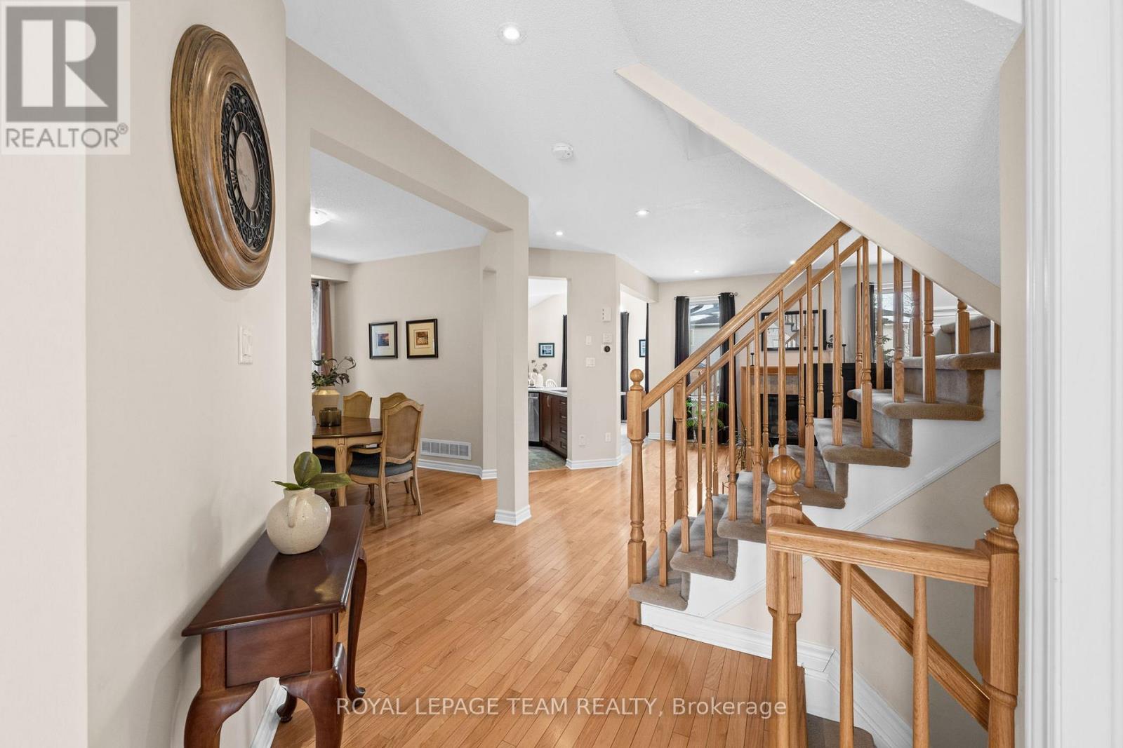 257 Denali Way, Ottawa, Ontario  K2S 0R2 - Photo 8 - X12814758