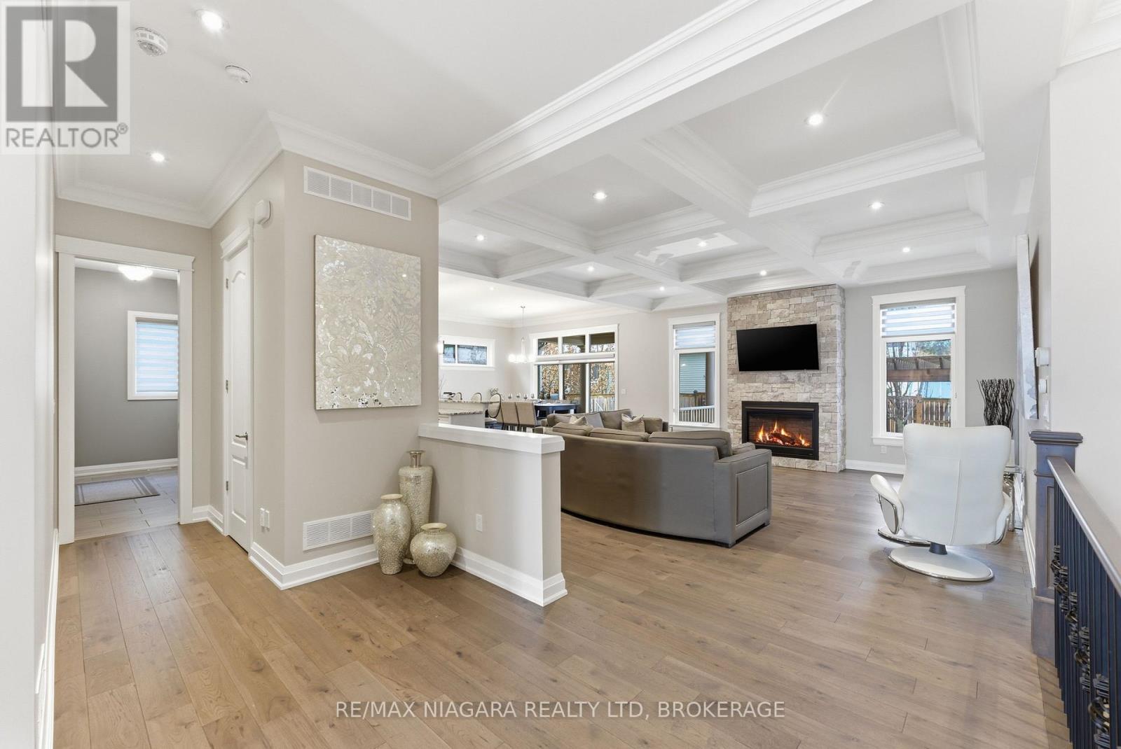 34 Angels Drive, Niagara-On-The-Lake, Ontario  L0S 1J1 - Photo 5 - X12814614