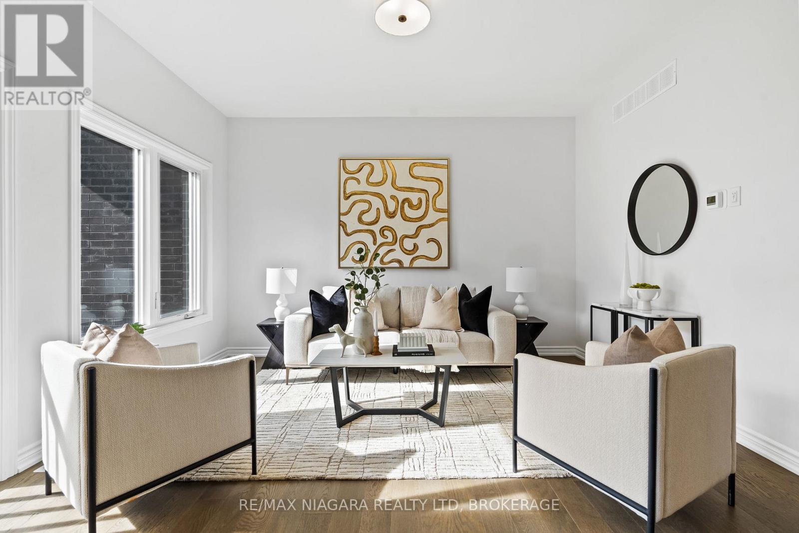 219 Wells Avenue, Fort Erie (Ridgeway), Ontario  L0S 1N0 - Photo 10 - X12814664