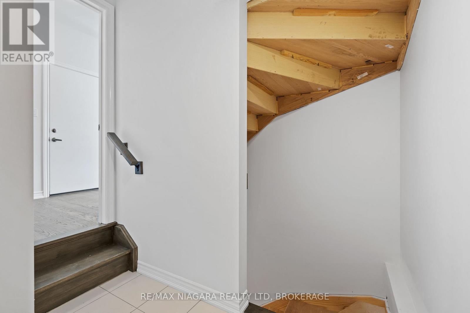 219 Wells Avenue, Fort Erie (Ridgeway), Ontario  L0S 1N0 - Photo 29 - X12814664