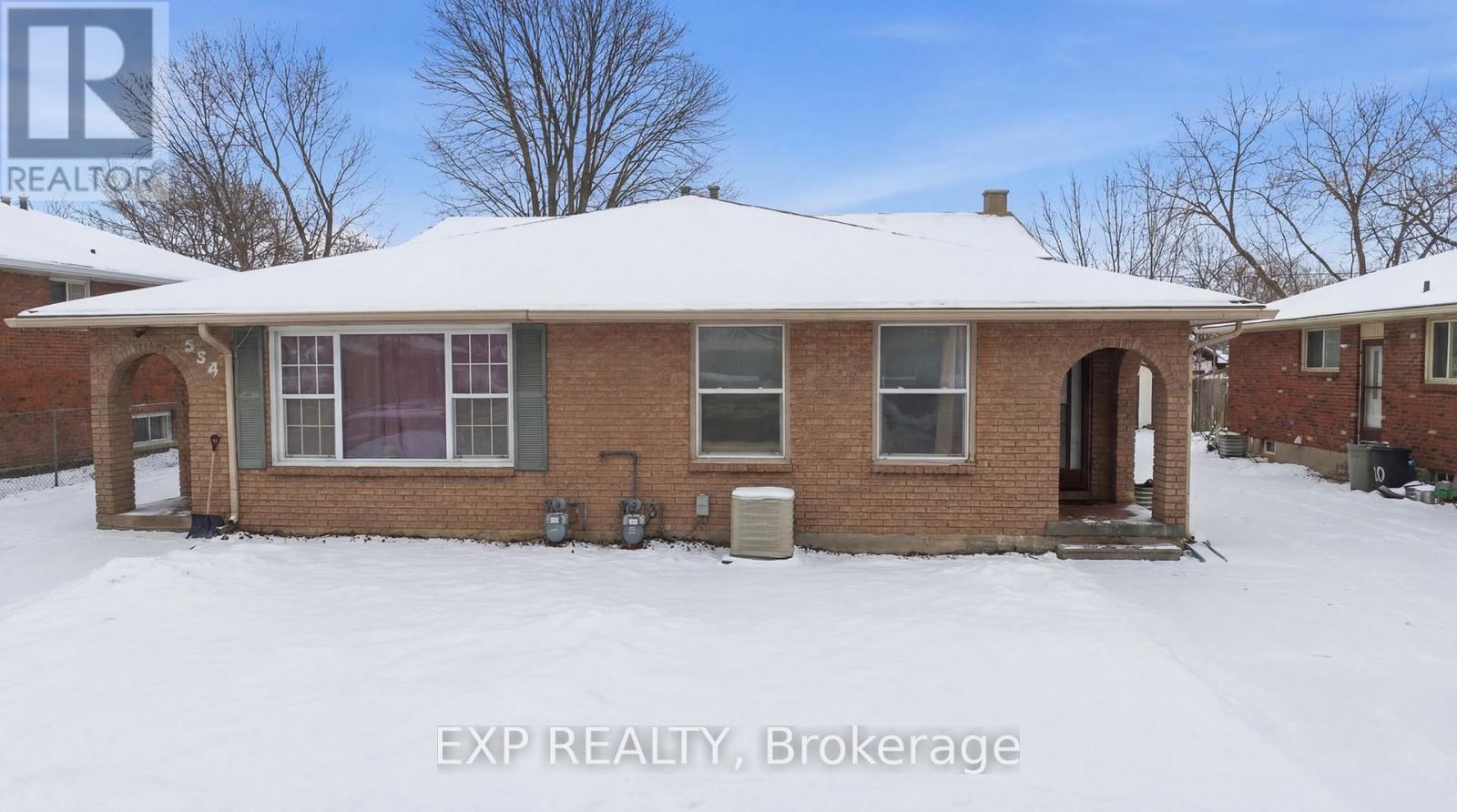 552 First Avenue, Welland, Ontario  L3C 1Z3 - Photo 1 - X12814730