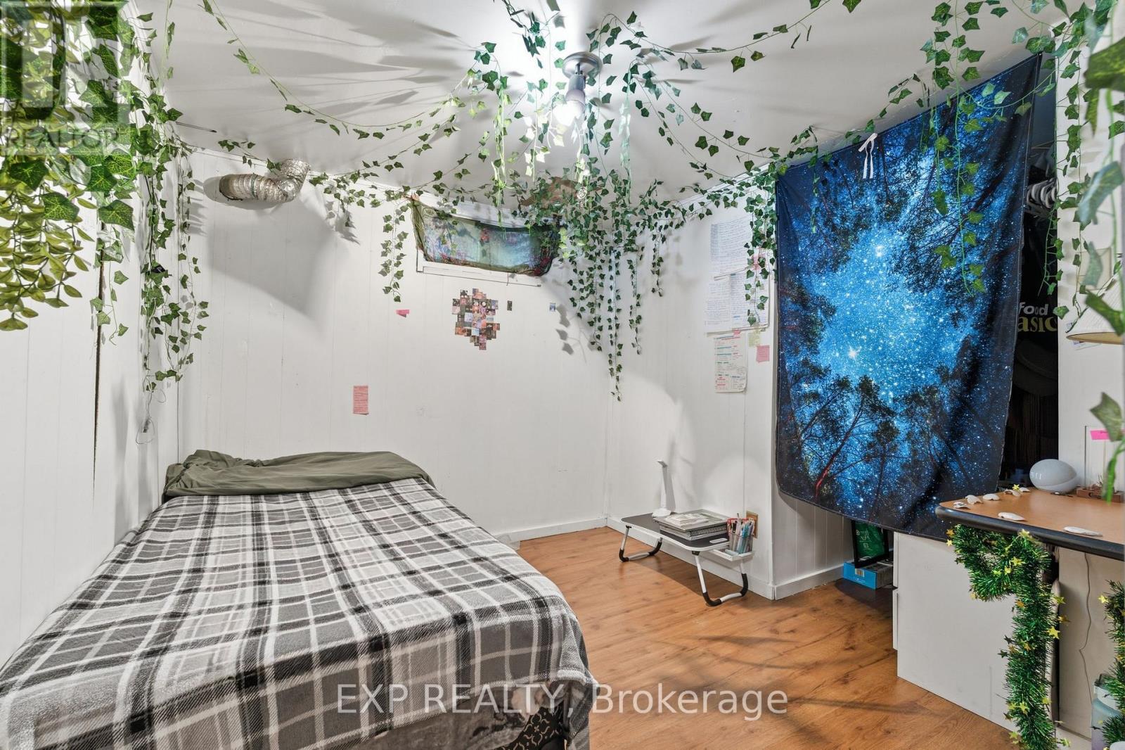 552 First Avenue, Welland, Ontario  L3C 1Z3 - Photo 23 - X12814730