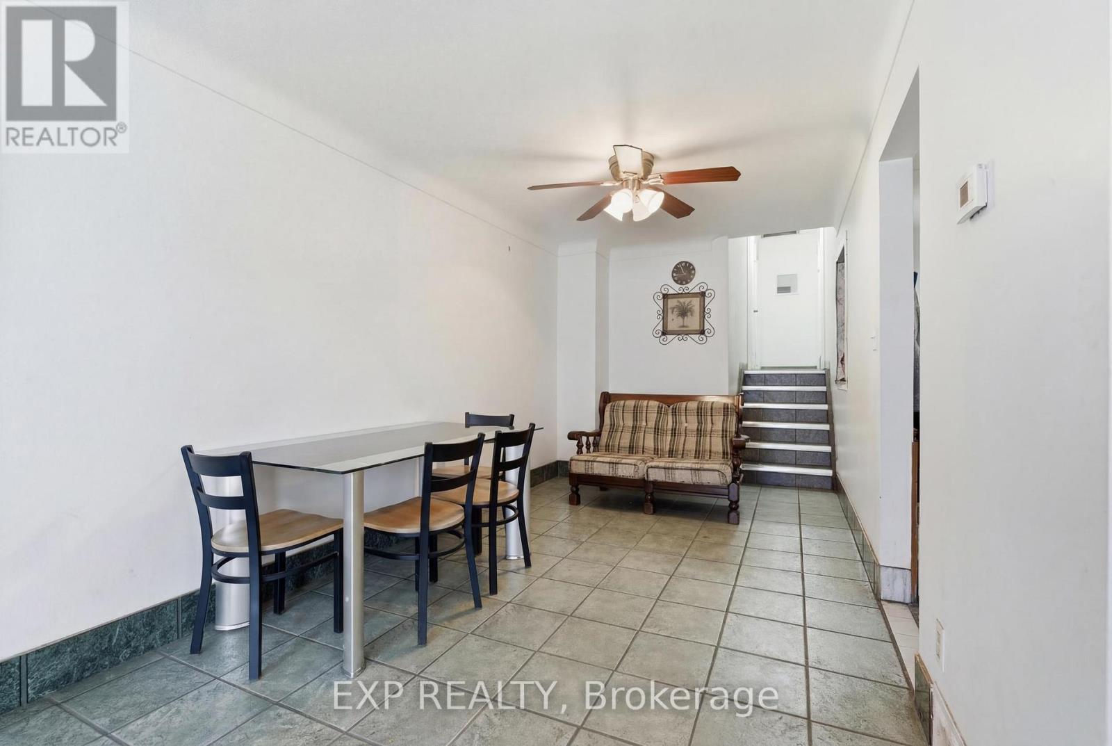 552 First Avenue, Welland, Ontario  L3C 1Z3 - Photo 9 - X12814730