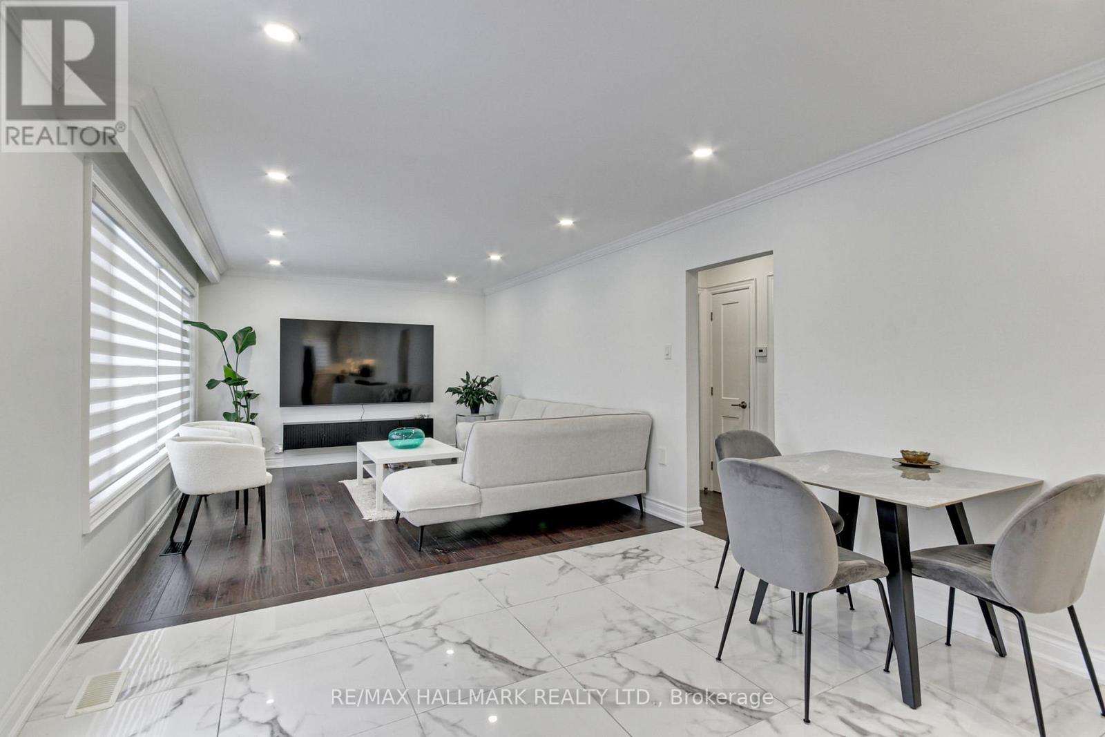 13 Patrick Drive, Aurora, Ontario  L4G 2A6 - Photo 14 - N12782208