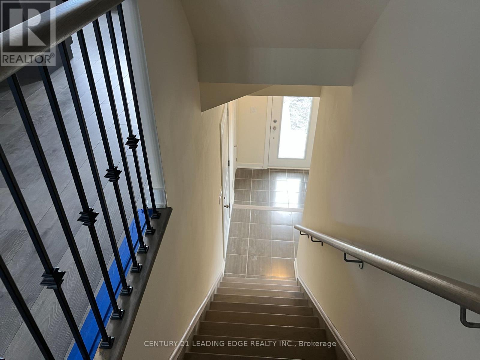 211 - 250 Finch Avenue, Pickering, Ontario  L1V 0G6 - Photo 4 - E12813532